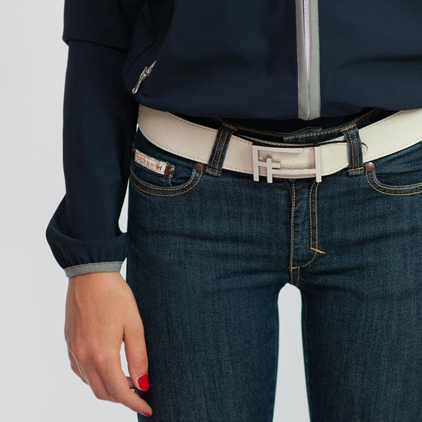 SUI Jeans